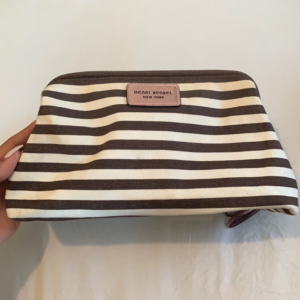 Henri Bendel makeup bag